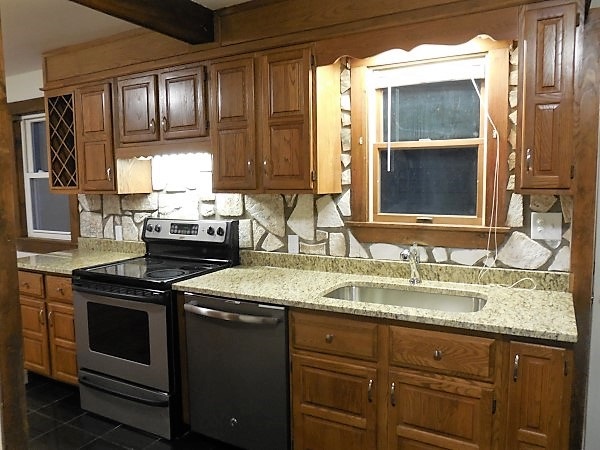 41 Olde Farm Lane Rochester, NH 03867 - Photo 5 of 29