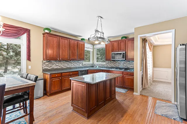 $759,500 | 49896 Parkside Drive, Northville, MI 48168