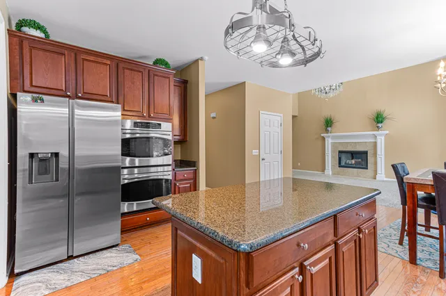 $759,500 | 49896 Parkside Drive, Northville, MI 48168