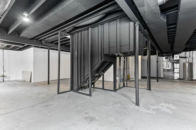 $759,500 | 49896 Parkside Drive, Northville, MI 48168