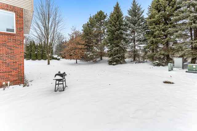 $759,500 | 49896 Parkside Drive, Northville, MI 48168