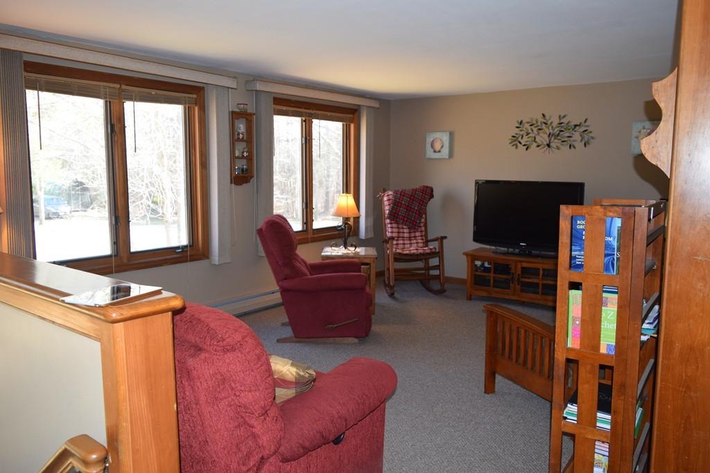 38 Giffords Corner Road Marion, MA 02738 - Photo 4 of 25