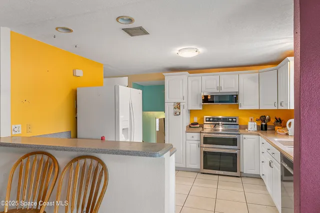 $395,000 | 409 Lynn Avenue, Melbourne, FL 32935