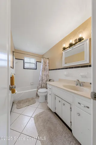 $395,000 | 409 Lynn Avenue, Melbourne, FL 32935