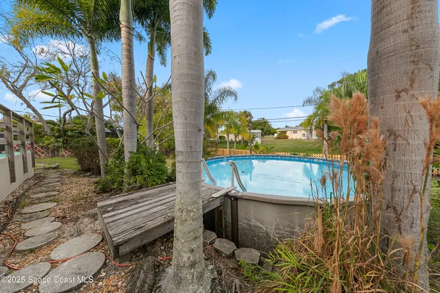 $395,000 | 409 Lynn Avenue, Melbourne, FL 32935