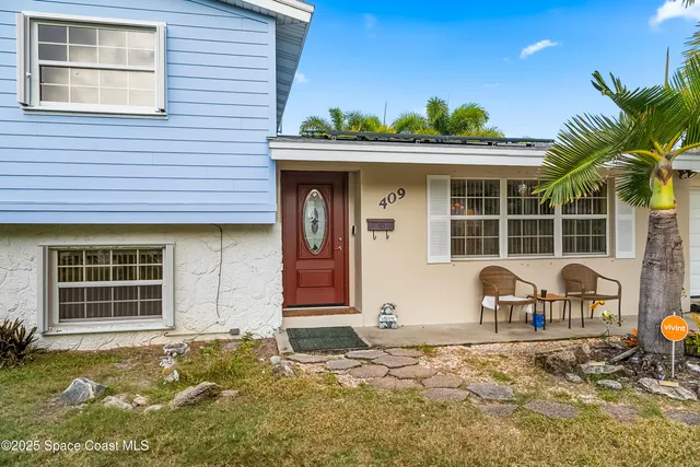 $395,000 | 409 Lynn Avenue, Melbourne, FL 32935