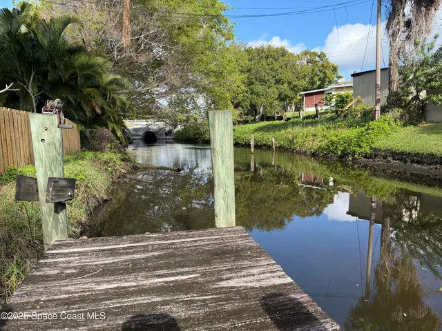 $395,000 | 409 Lynn Avenue, Melbourne, FL 32935