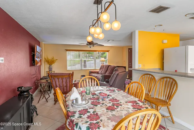 $395,000 | 409 Lynn Avenue, Melbourne, FL 32935