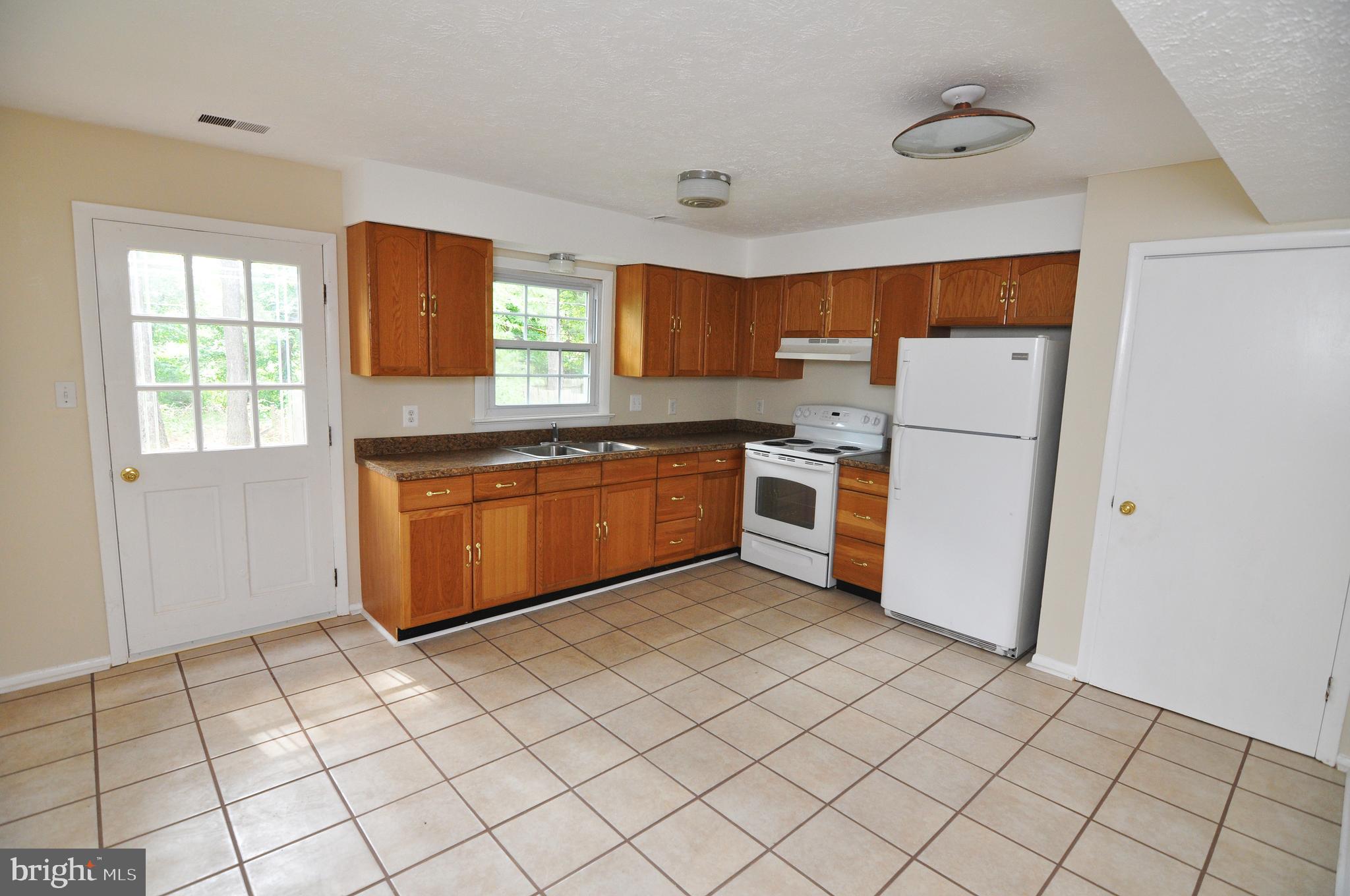 123 Brunswick Road Stephens City, VA 22655 - Photo 11 of 23 Kitchen