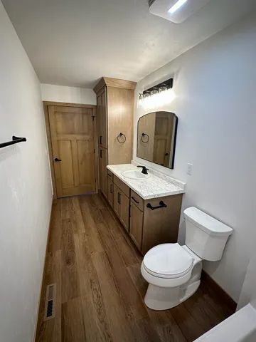 $669,900 | 1671 Arnie's Court, De Pere, WI 54115