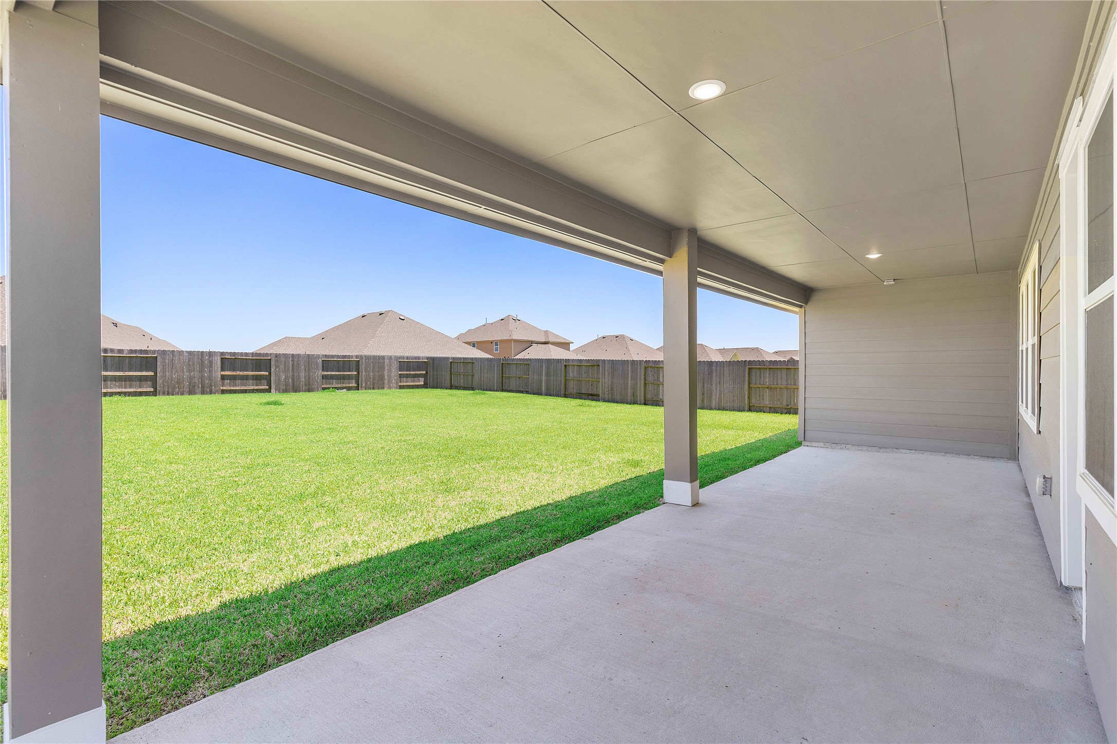 1190 Imperial Ranch Way Dayton, TX 77535 - Photo 15 of 49