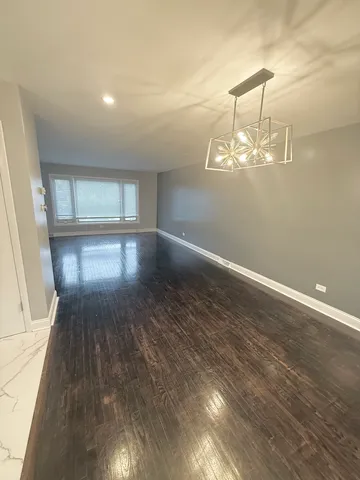 $319,000 | 17125 Cregier Avenue, South Holland, IL 60473