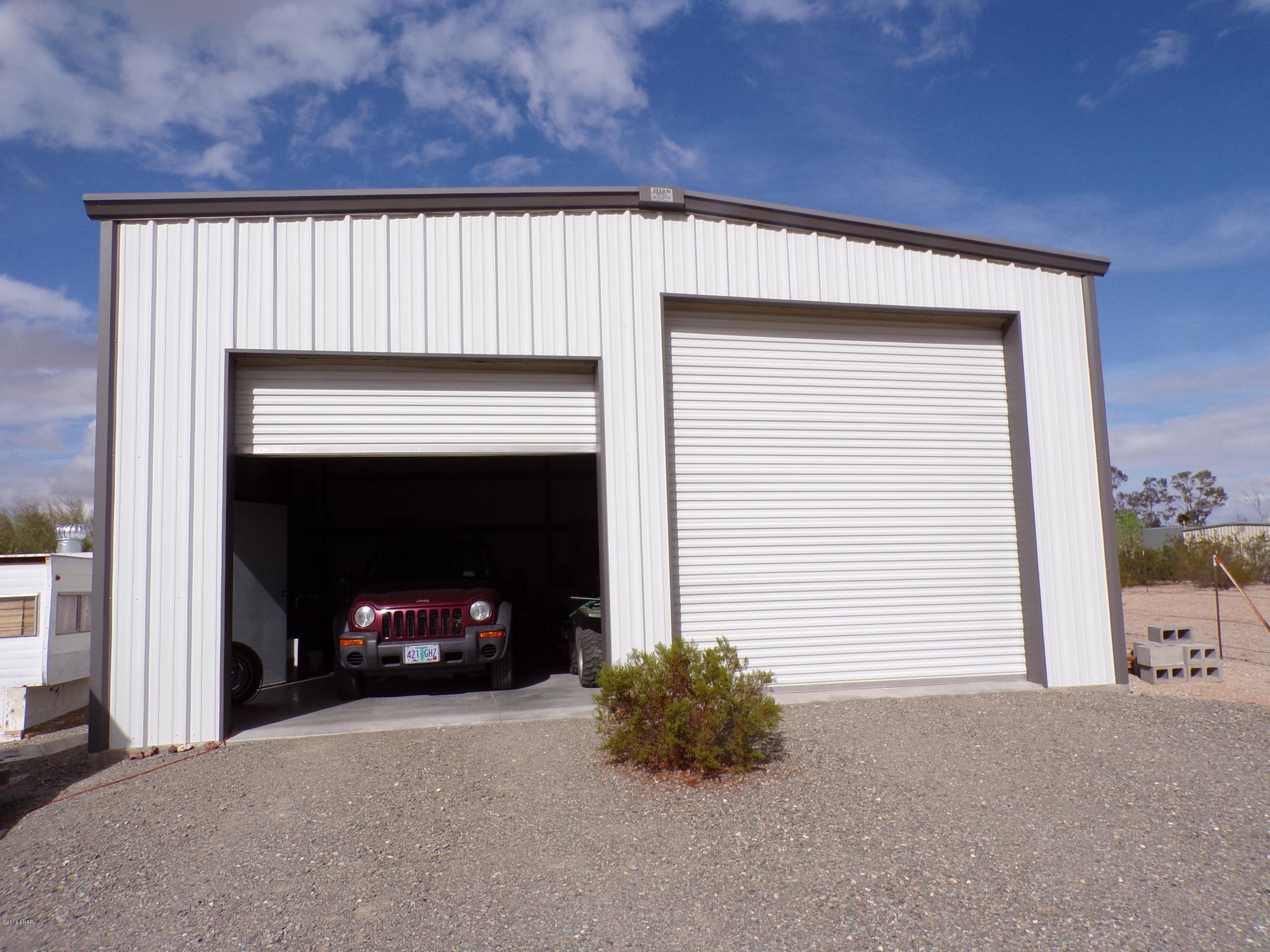 25533 Ochoco Way Bouse, AZ 85325 - Photo 15 of 27 36x30 Metal Shop
