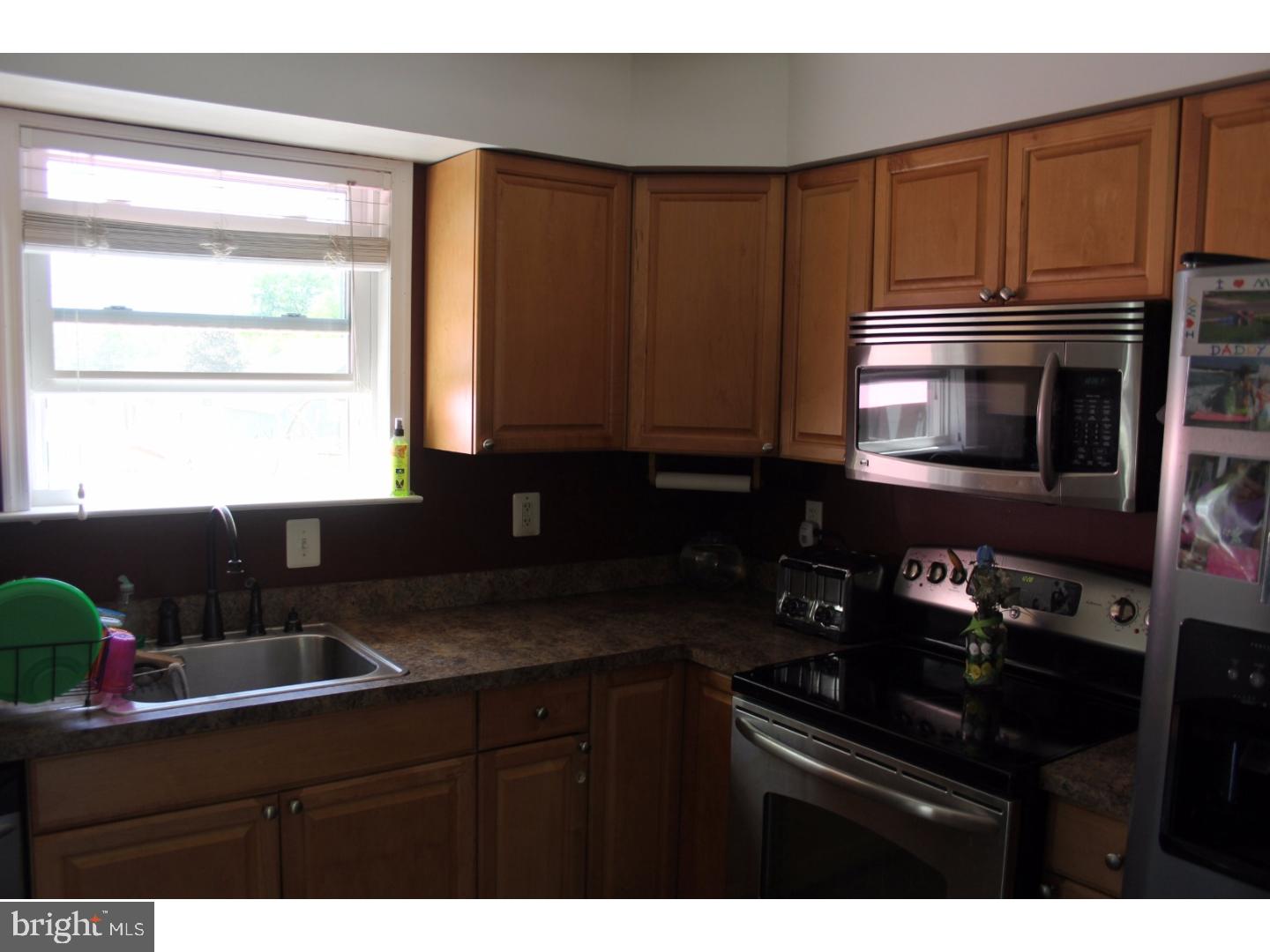 77 Estates Road Pine Hill, NJ 08021 - Photo 4 of 18 Kitchen