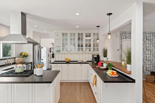 $8,500 | 959 Barcelona Drive, Santa Barbara, CA 93105