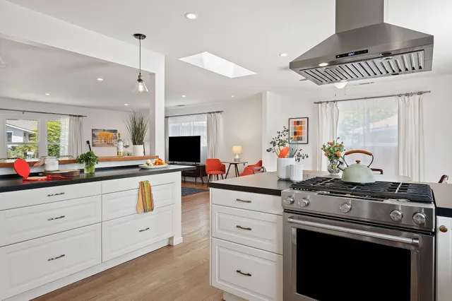 $8,500 | 959 Barcelona Drive, Santa Barbara, CA 93105