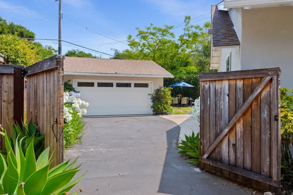 $8,500 | 959 Barcelona Drive, Santa Barbara, CA 93105