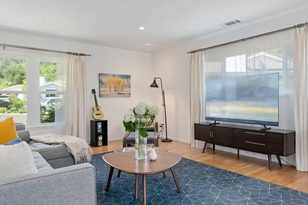 $8,500 | 959 Barcelona Drive, Santa Barbara, CA 93105