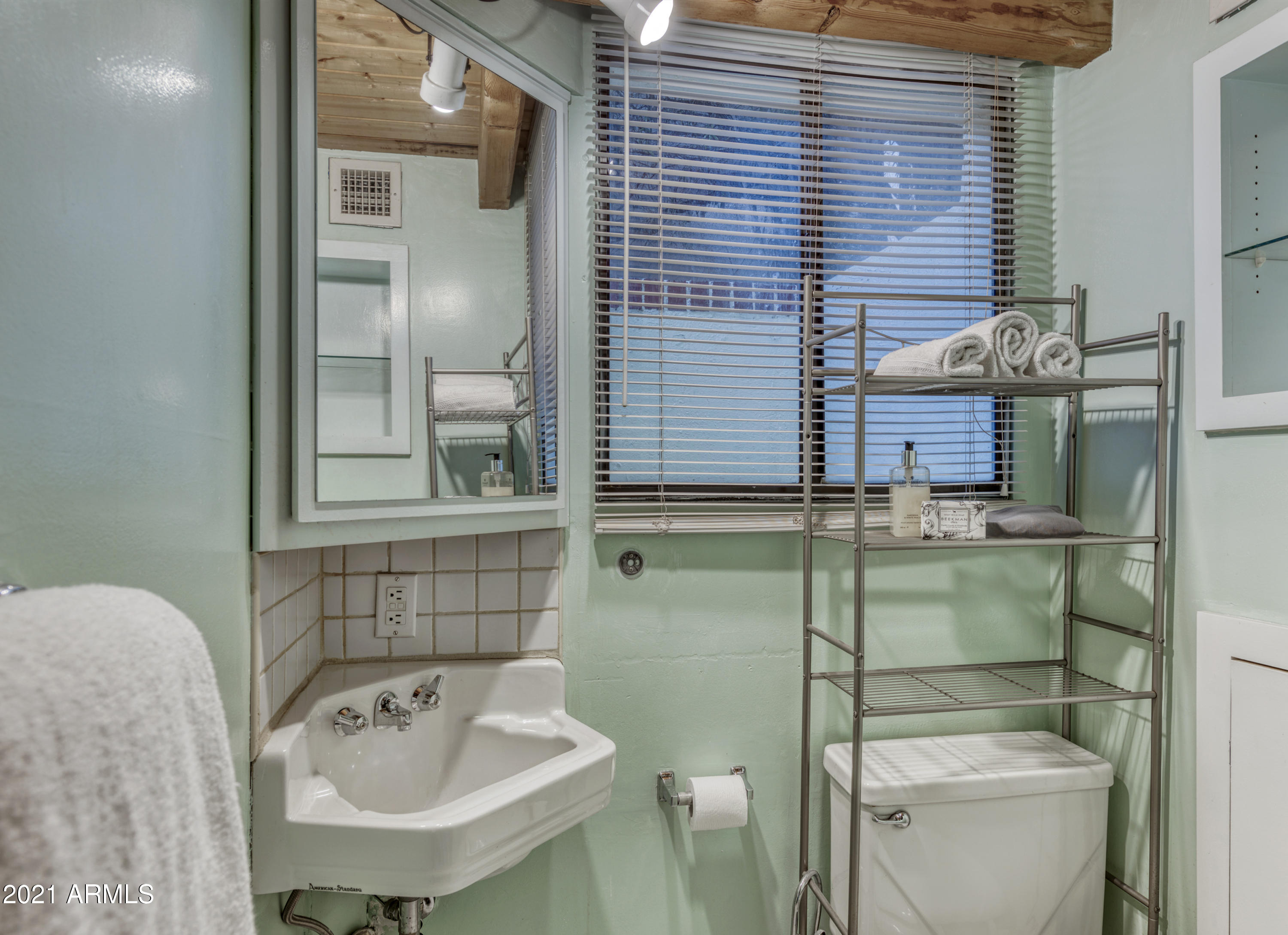 1581 East Cheery Lynn Road Phoenix, AZ 85014 - Photo 32 of 43 Basement Bathroom