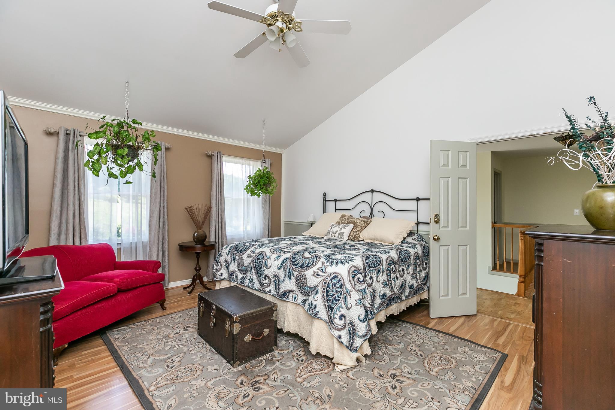 9843 Magledt Road Baltimore, MD 21234 - Photo 15 of 41 Grand Master Suite with Cathedral Ceiling