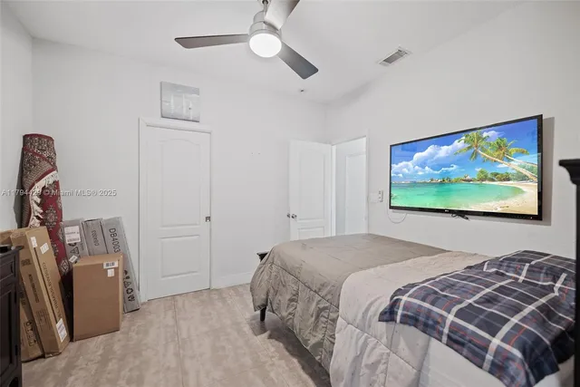 $700,000 | 7045 Southwest 161st Place, Miami, FL 33193