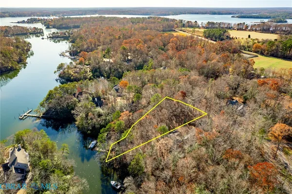 $95,000 | 0 Oyster Cove Landing, Hartfield, VA 23071