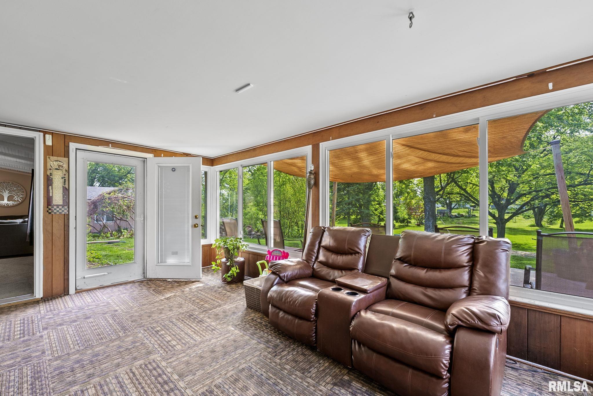 4018 Rodeo Road Davenport, IA 52806 - Photo 18 of 24 Gallery Image 18