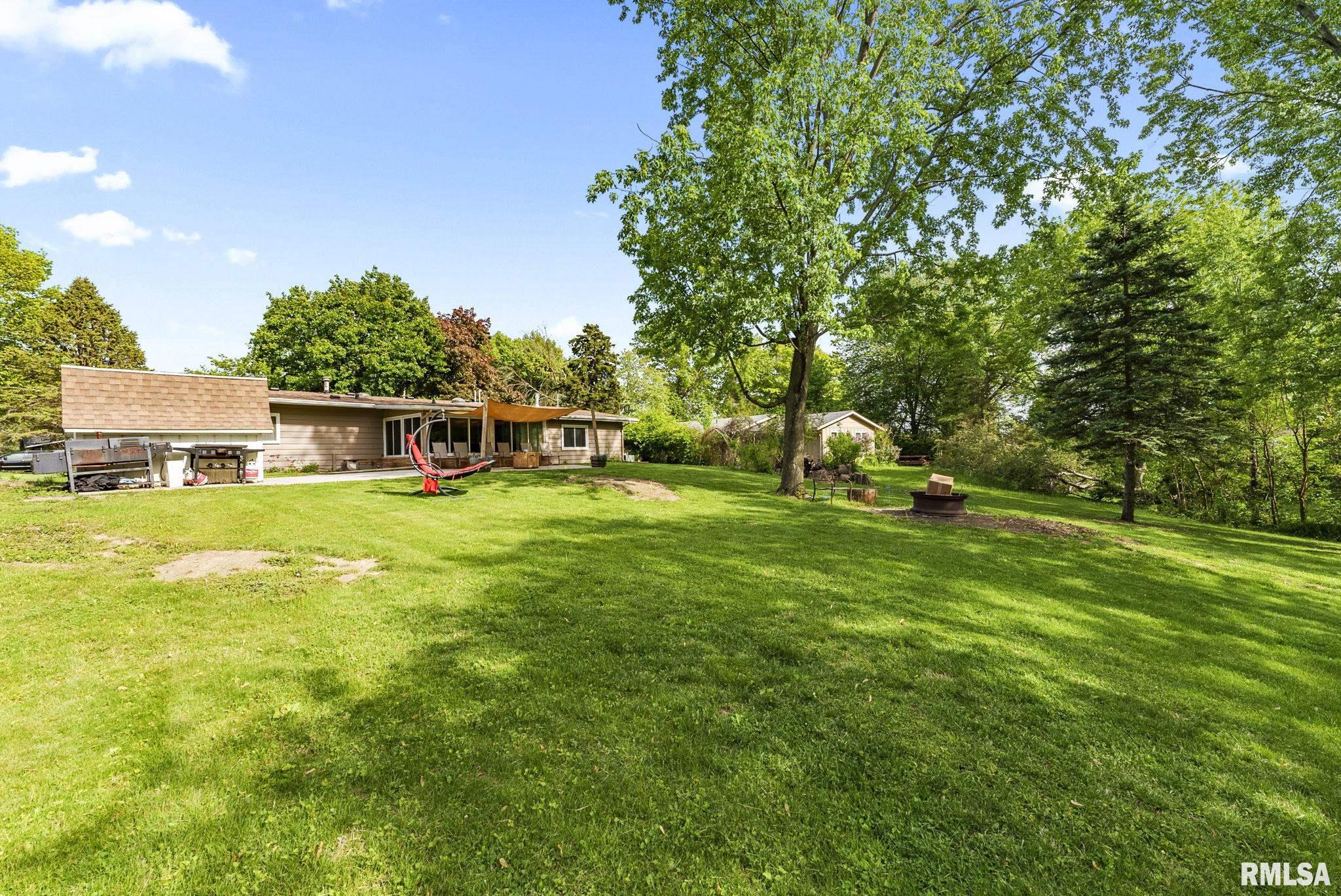 4018 Rodeo Road Davenport, IA 52806 - Photo 6 of 24 Gallery Image 6