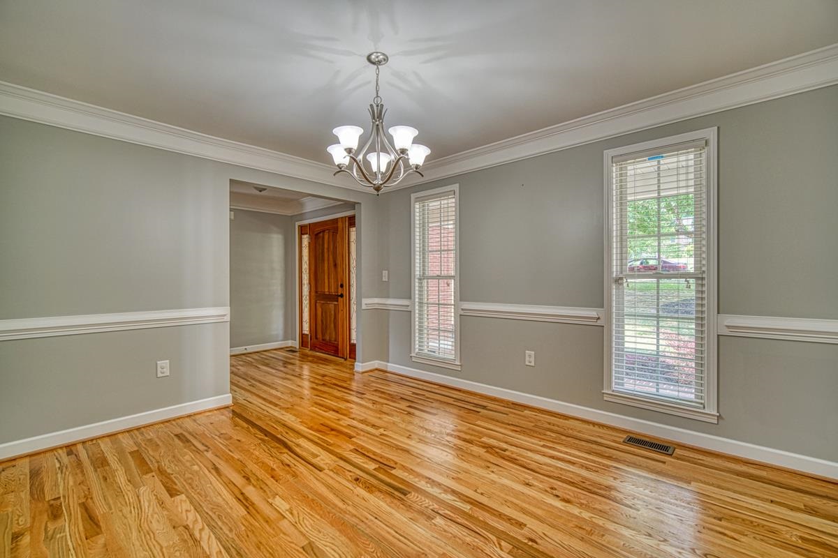 1212 Shoresbrook Road Spartanburg, SC 29301 - Photo 5 of 27 Gallery Image 5