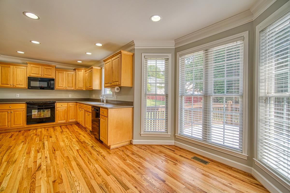 1212 Shoresbrook Road Spartanburg, SC 29301 - Photo 10 of 27 Gallery Image 10