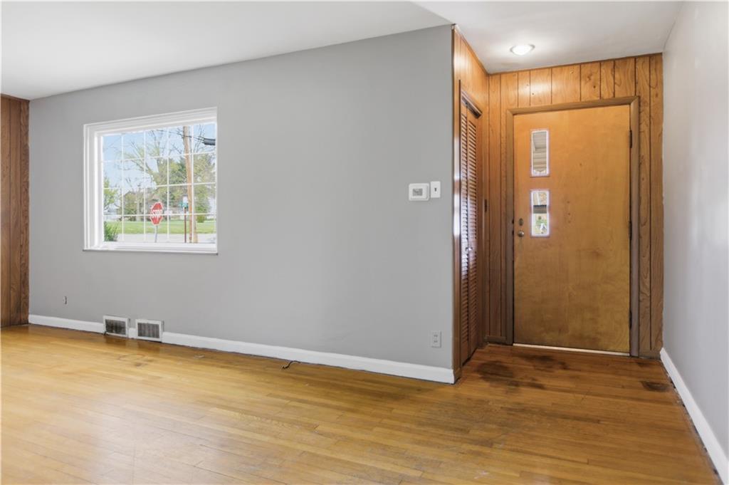 64 Harmon Creek Road Burgettstown, PA 15021 - Photo 4 of 29