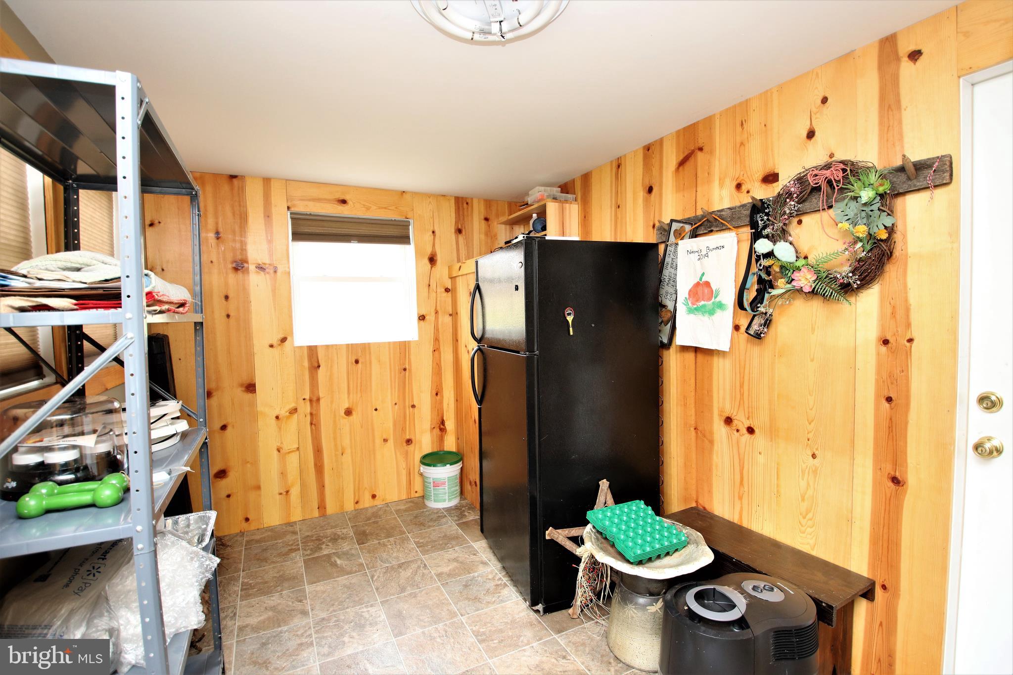 639 Packing House Road Berkeley Springs, WV 25411 - Photo 26 of 34 Mud Room