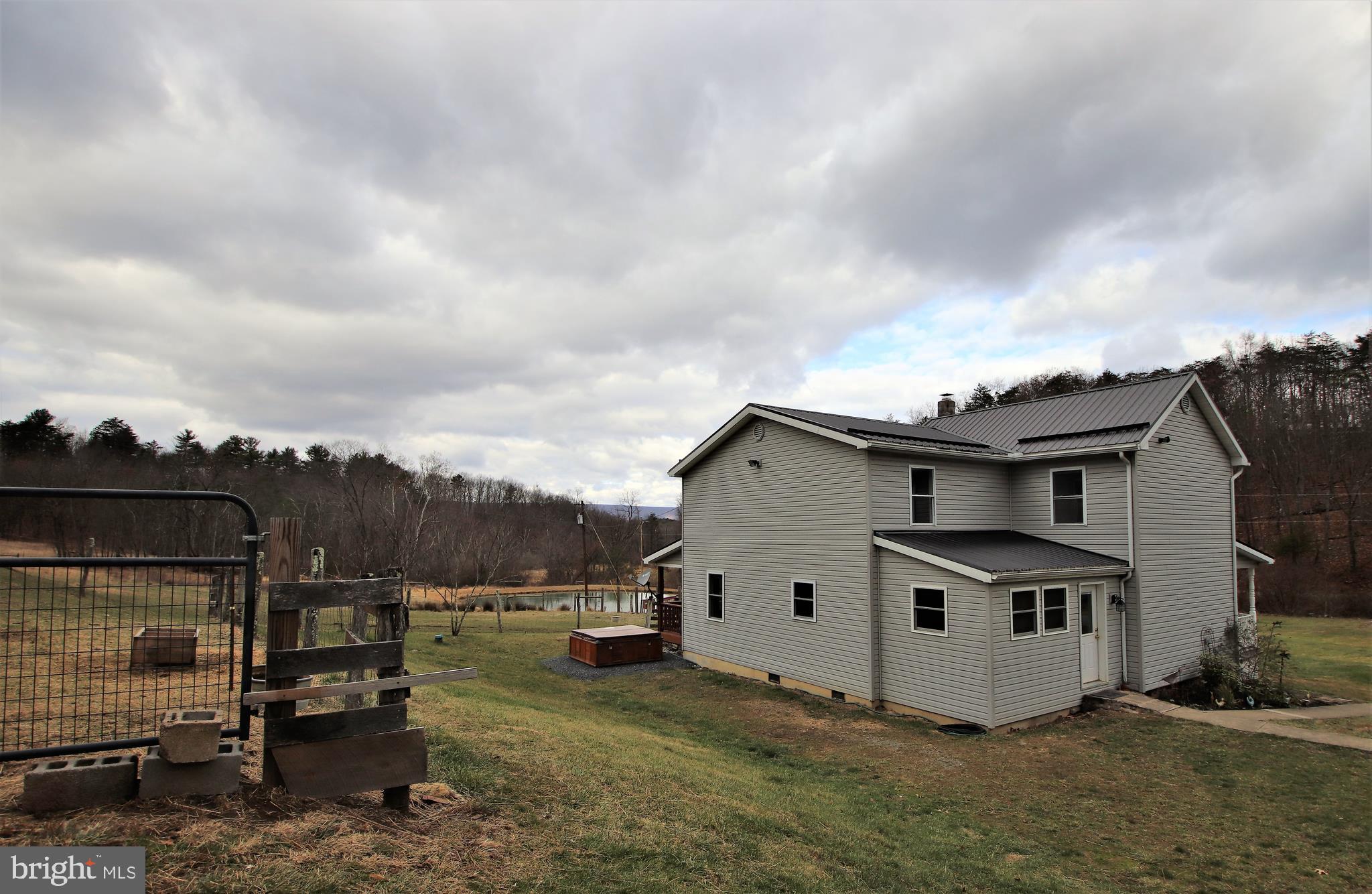 639 Packing House Road Berkeley Springs, WV 25411 - Photo 32 of 34