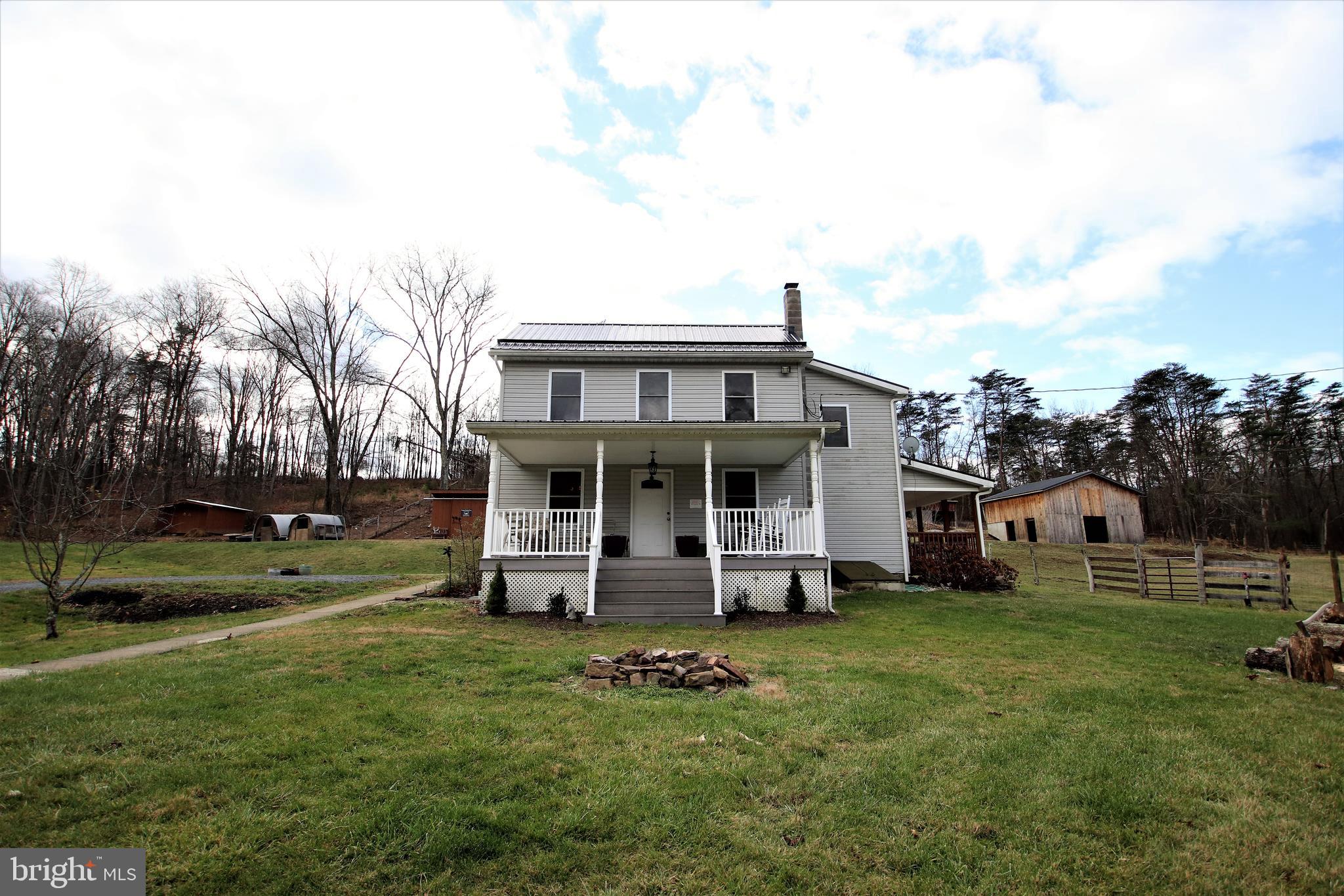 639 Packing House Road Berkeley Springs, WV 25411 - Photo 5 of 34