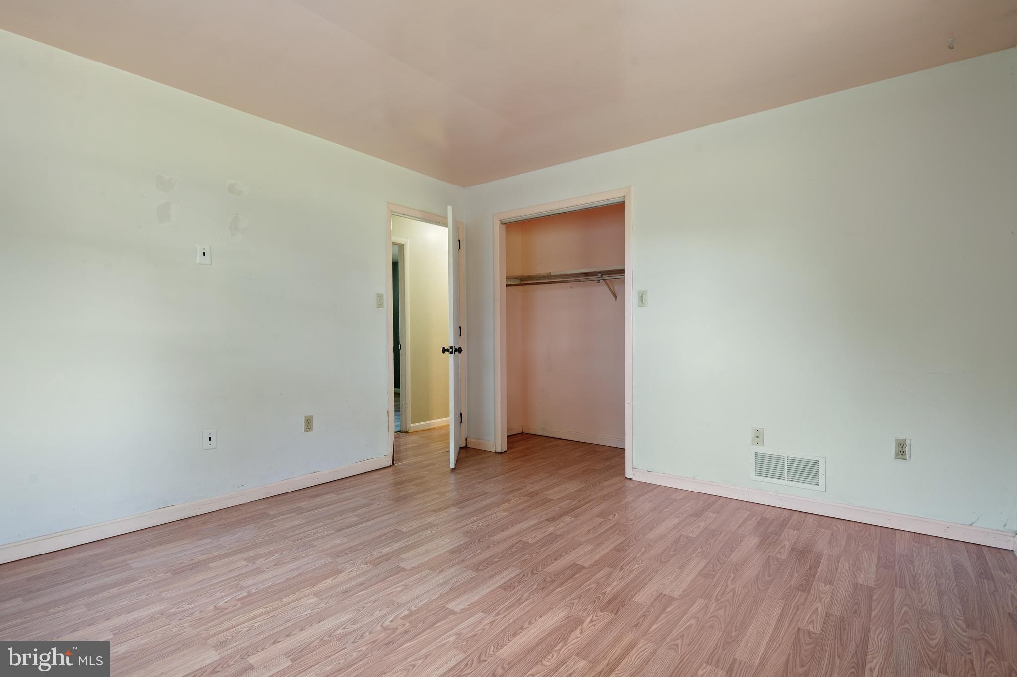 779 Holly Tree Road Manheim, PA 17545 - Photo 17 of 37 Gallery Image 17