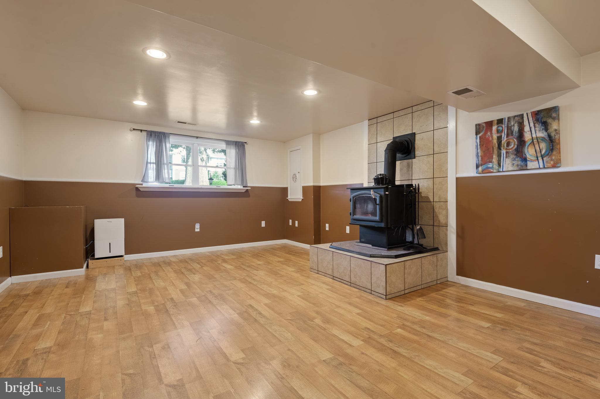779 Holly Tree Road Manheim, PA 17545 - Photo 25 of 37 Gallery Image 25