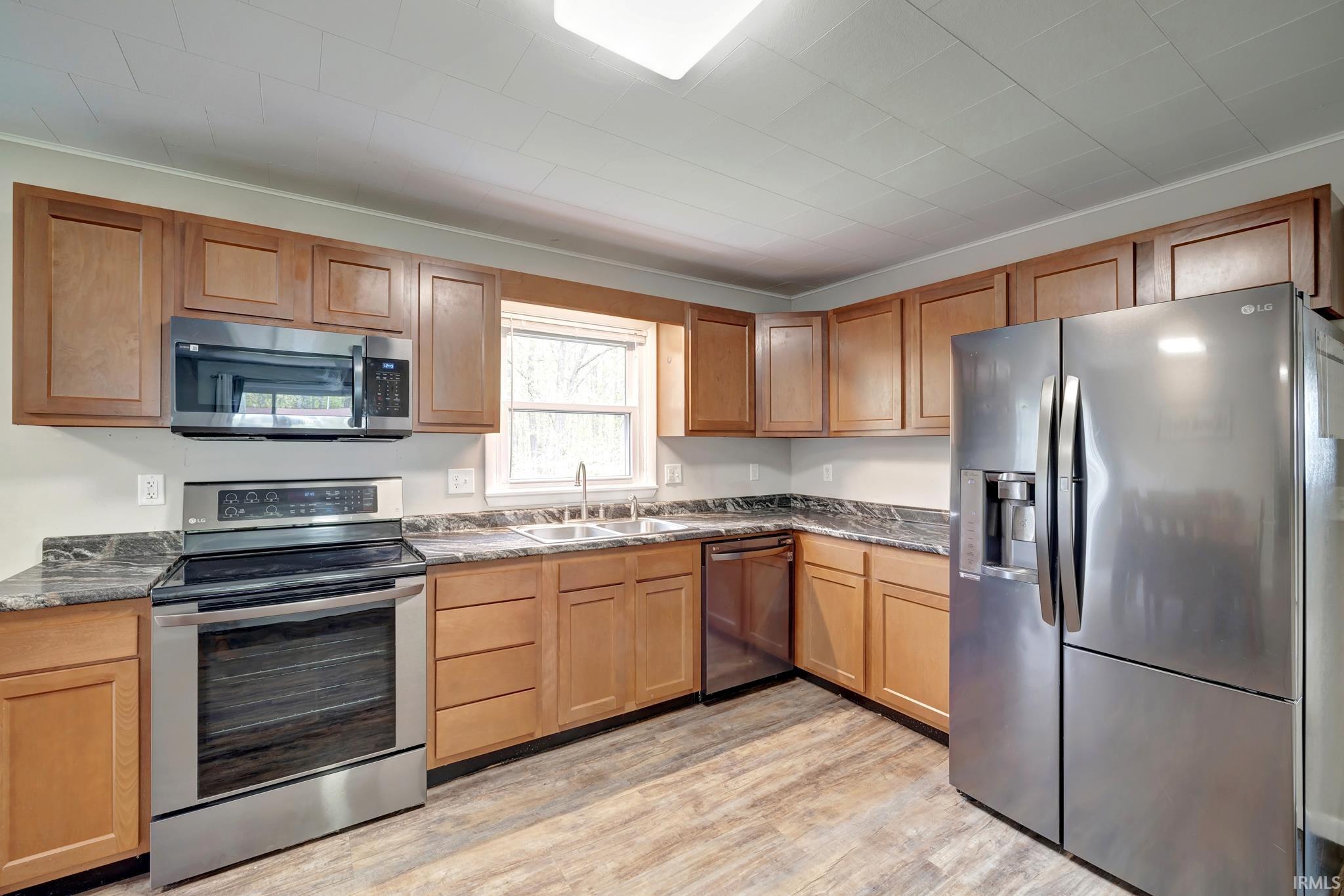 5640 East Robinson Road Bloomington, IN 47408 - Photo 11 of 35 Gallery Image 11