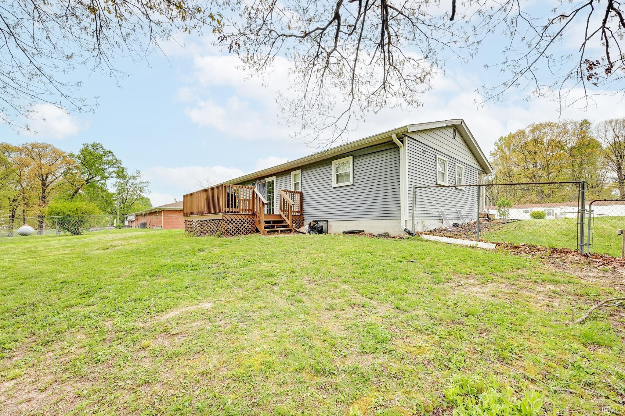 5640 East Robinson Road Bloomington, IN 47408 - Photo 27 of 35 Gallery Image 27