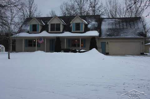 19161 Grabowski Road St. Charles, MI 48655 - Photo 1 of 11 31230038.JPG