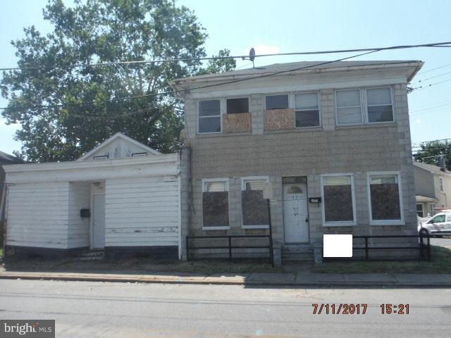 Exterior (Front)