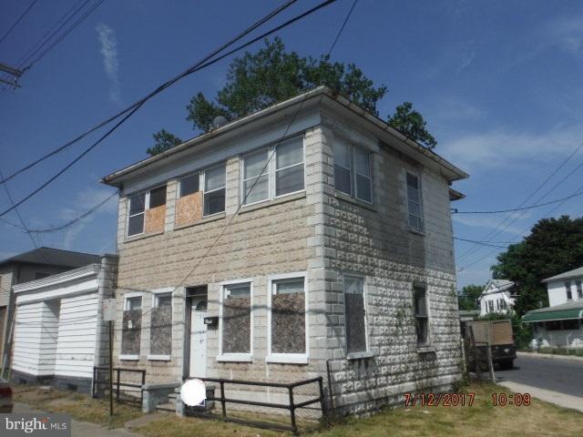 Exterior (Front)