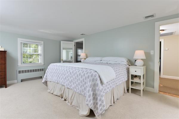 37 Liberty Pole Road Hingham, MA 02043 - Photo 12 of 19 Gallery Image 12