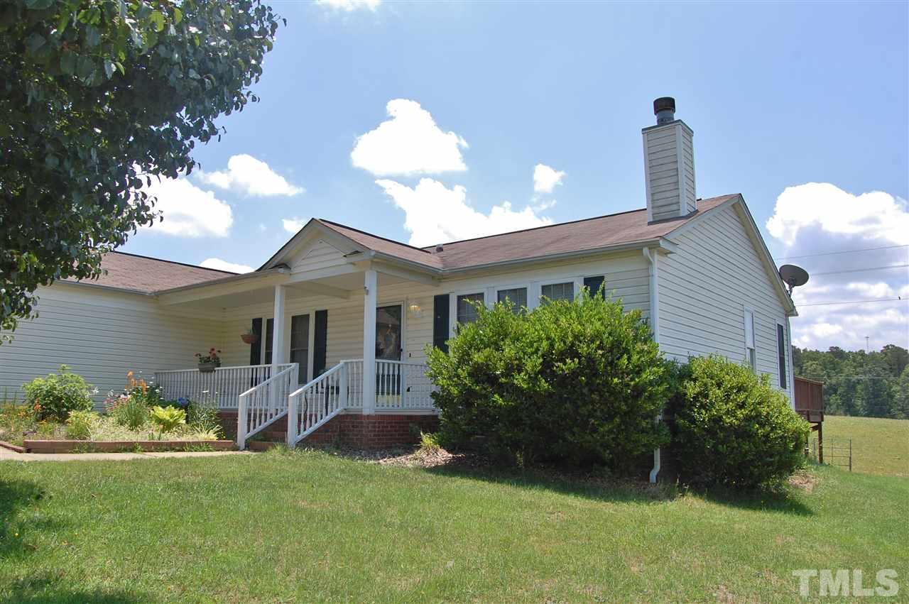 1213 Lexington Farm Road Apex, NC 27502 - Photo 2 of 11 Gallery Image 2