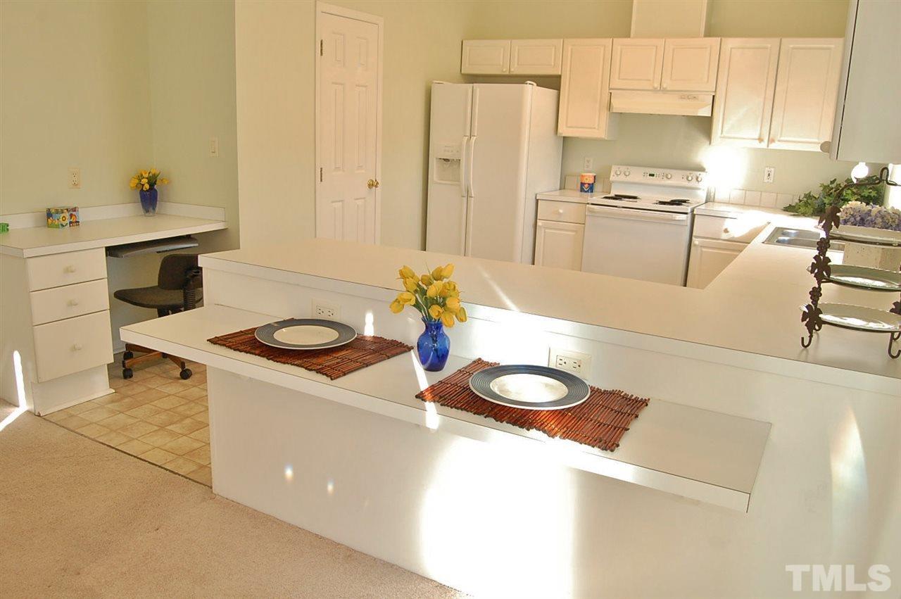 1213 Lexington Farm Road Apex, NC 27502 - Photo 8 of 11 Gallery Image 8