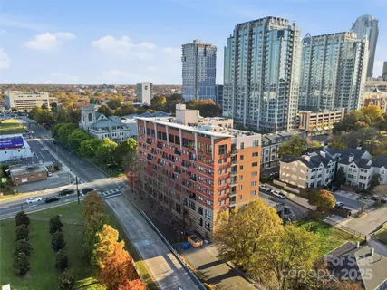 a view of an outdoor space