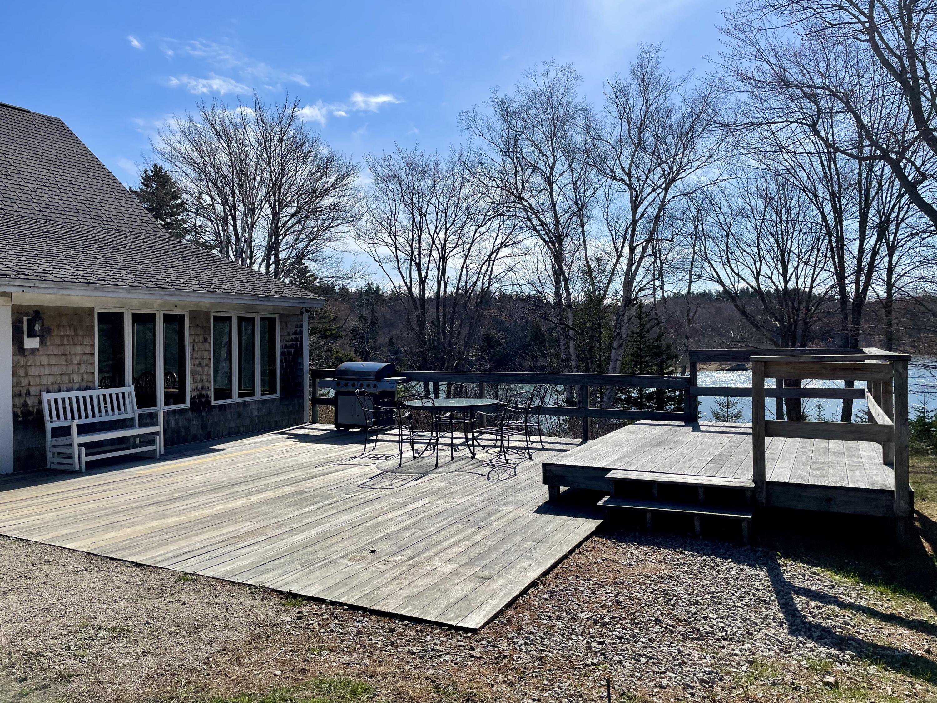 365 North Haven Road Vinalhaven, ME 04863 - Photo 12 of 32 178456D5-D29A-4A5F-8121-232BCDF6D9FE_1_2