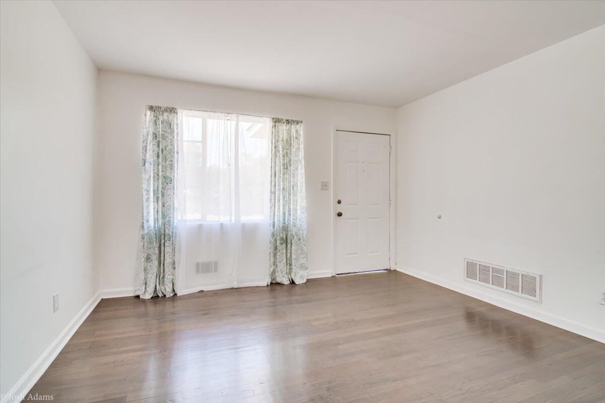 2729 Silver Bluff Road Aiken, SC 29803 - Photo 4 of 23 Large picture window in living room allowing an abundance of natural light