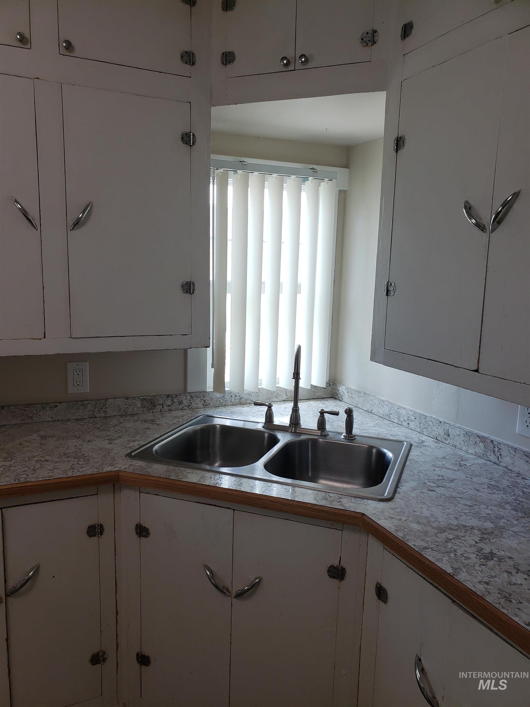 131 Patton Street Marsing, ID 83639 - Photo 4 of 26