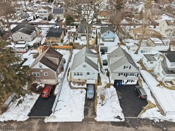 $3,450 | 37 Wenonah Avenue, Lake Hiawatha, NJ 07034