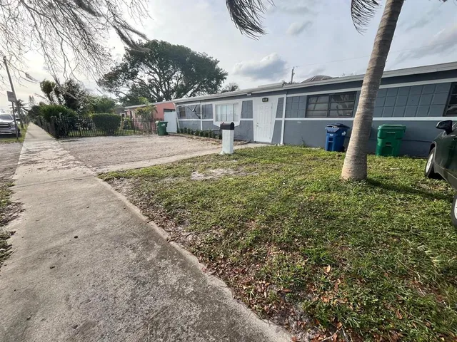 $550,000 | 1011 Northwest 195th Street, Miami Gardens, FL 33169